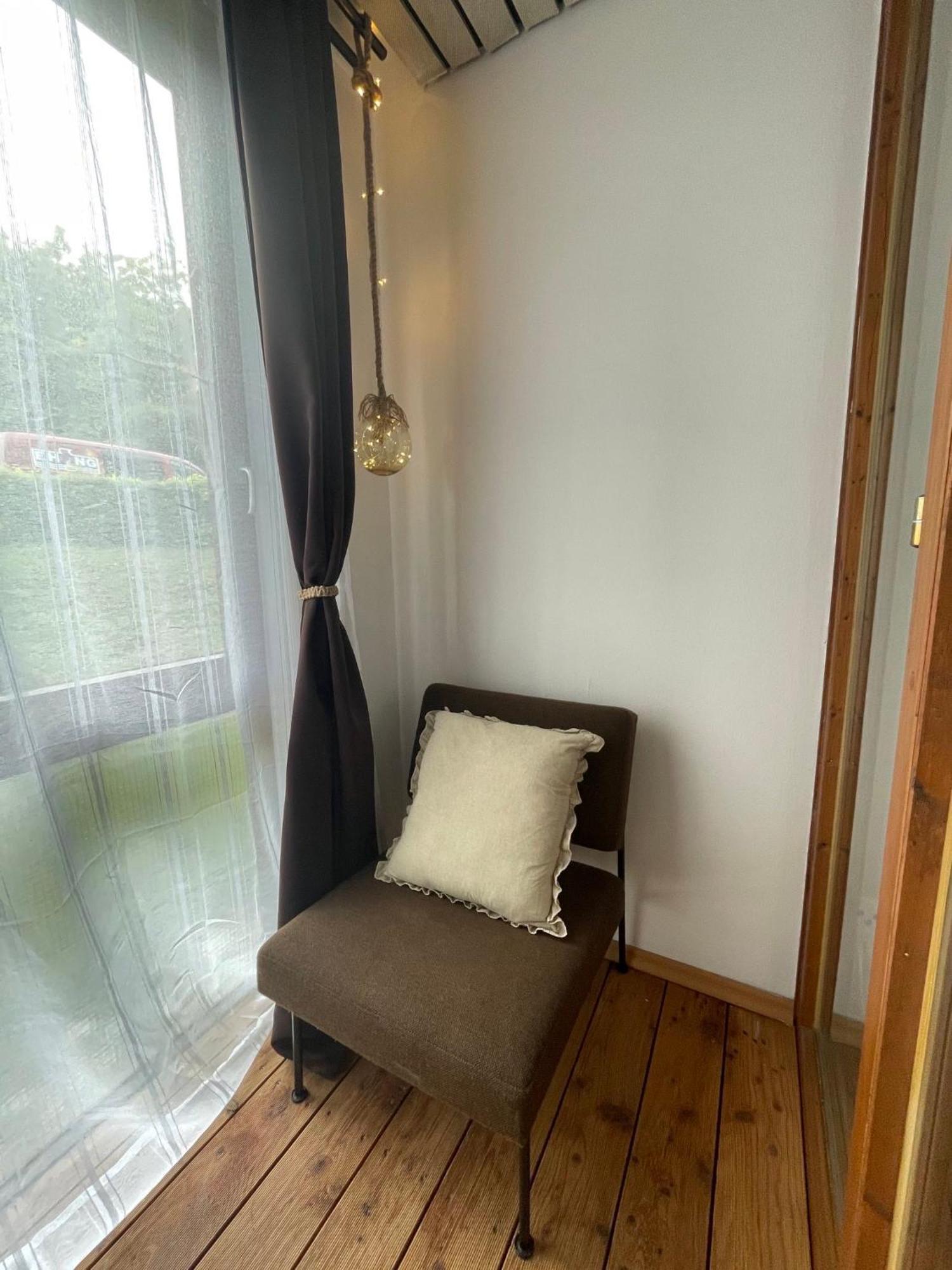 Apartment Mit Kuechenzeile, Stadtnah & Kostenlos Parken Pasov Exteriér fotografie